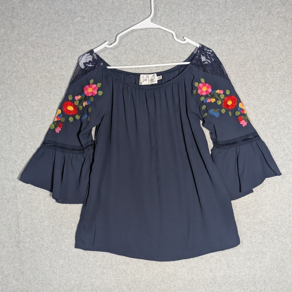 VaVa by Joy Han Blouse Medium Womens Navy Floral Embroidered Bell‎ Sleeve Boho